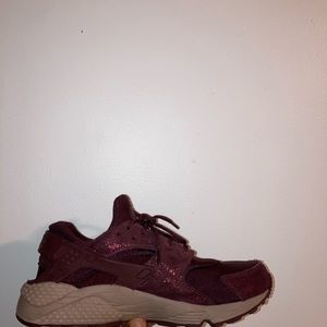 maroon huaraches womens